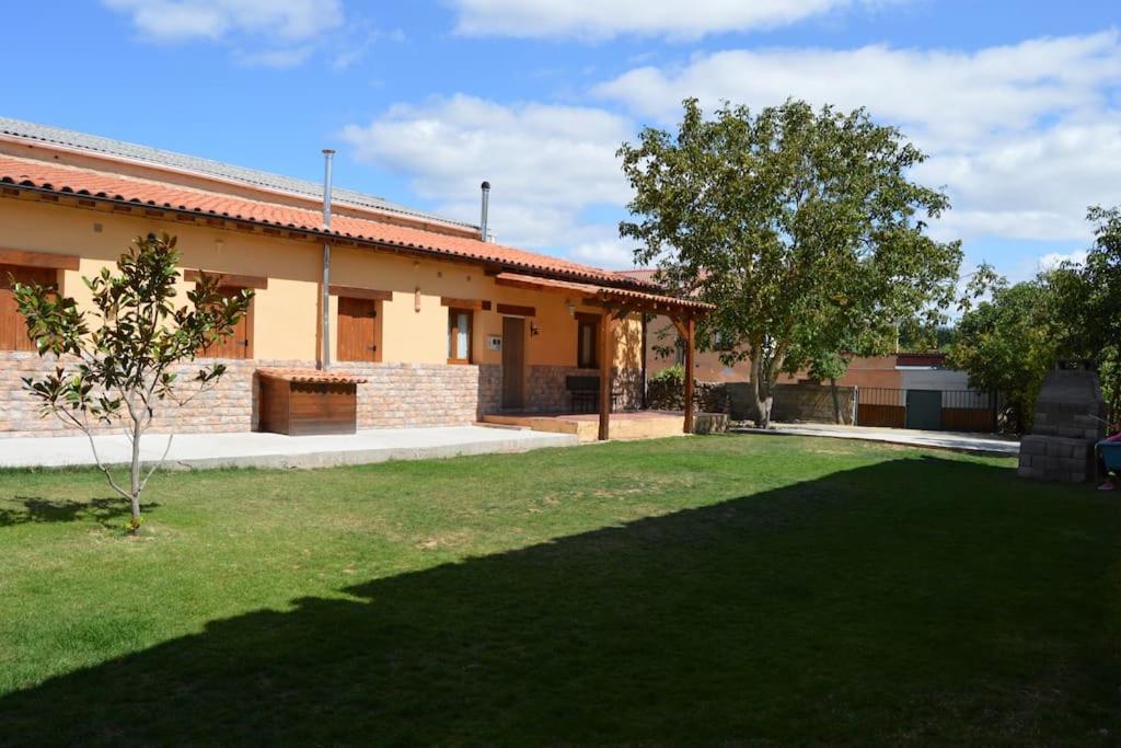 El Establo,Casa Rural Busto de Bureba Eksteriør billede
